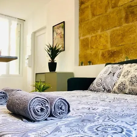 Le Nido - Studio In The Heart Of The Nimes